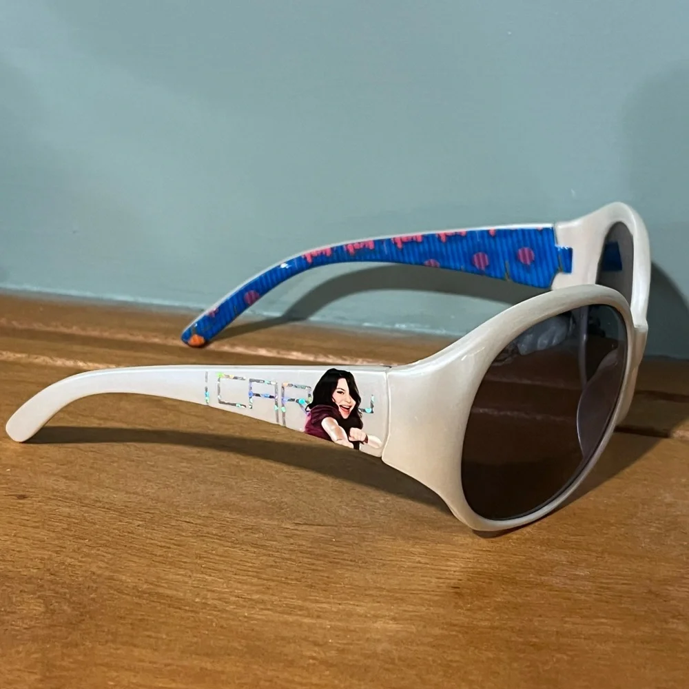 Vintage‎ Y2K iCarly Big Kids Sunglasses RARE